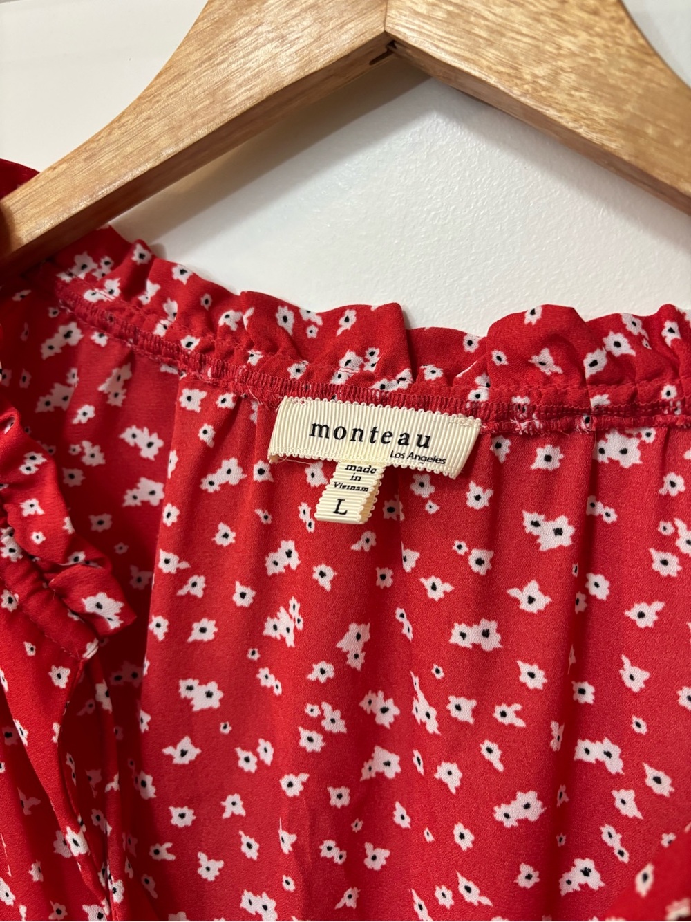 Monteau Red Floral Print Sleeveless Tie Neck Top, Size L - Picture 5 of 6
